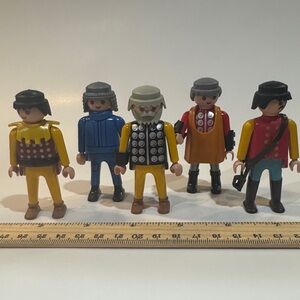 1993 geobra (playmobil) Toy Figure men knights (lot 6)